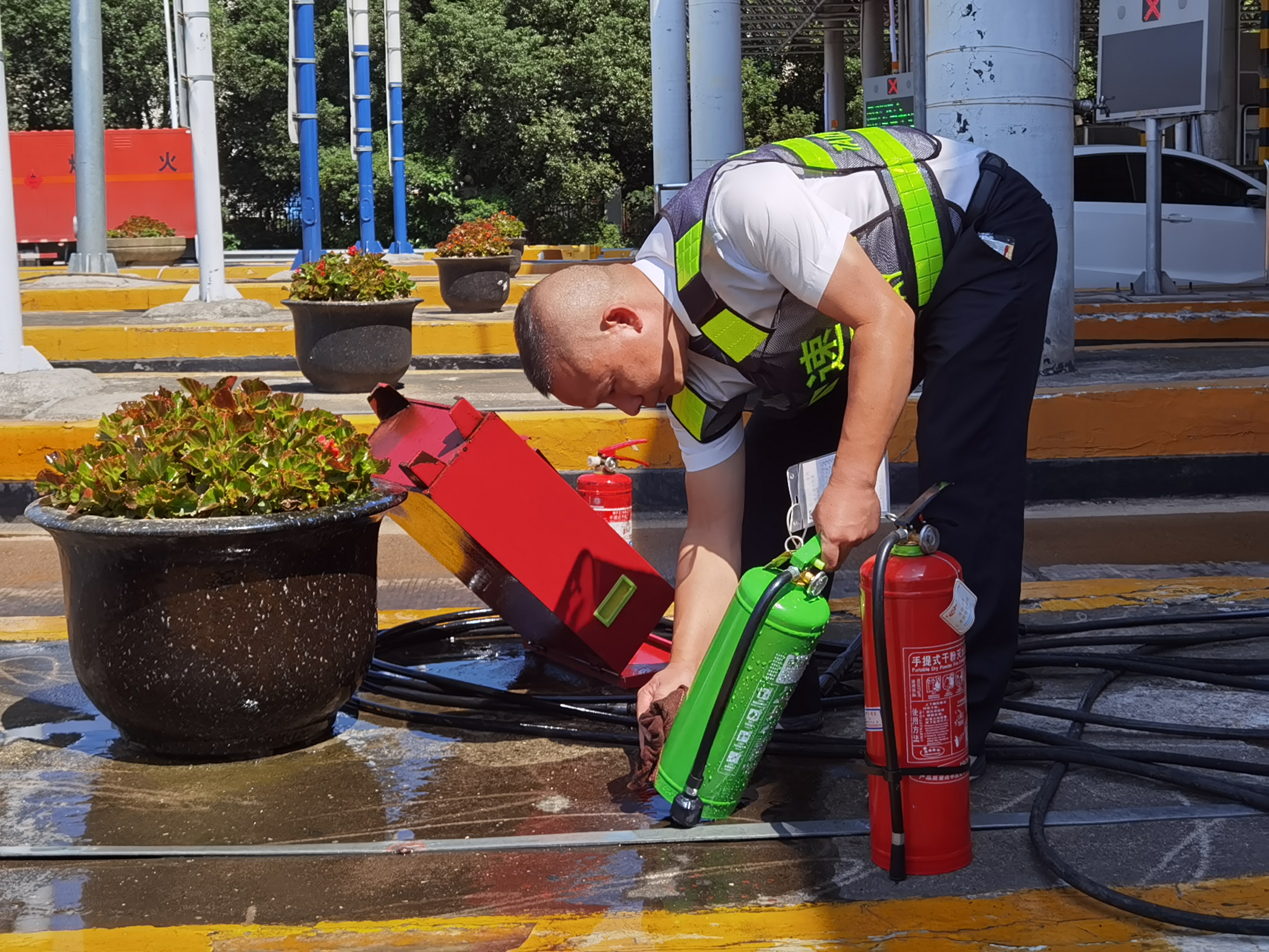 1633680573995287.jpg cc1dfcf98b2a41e6103a28fa7d93057.jpg