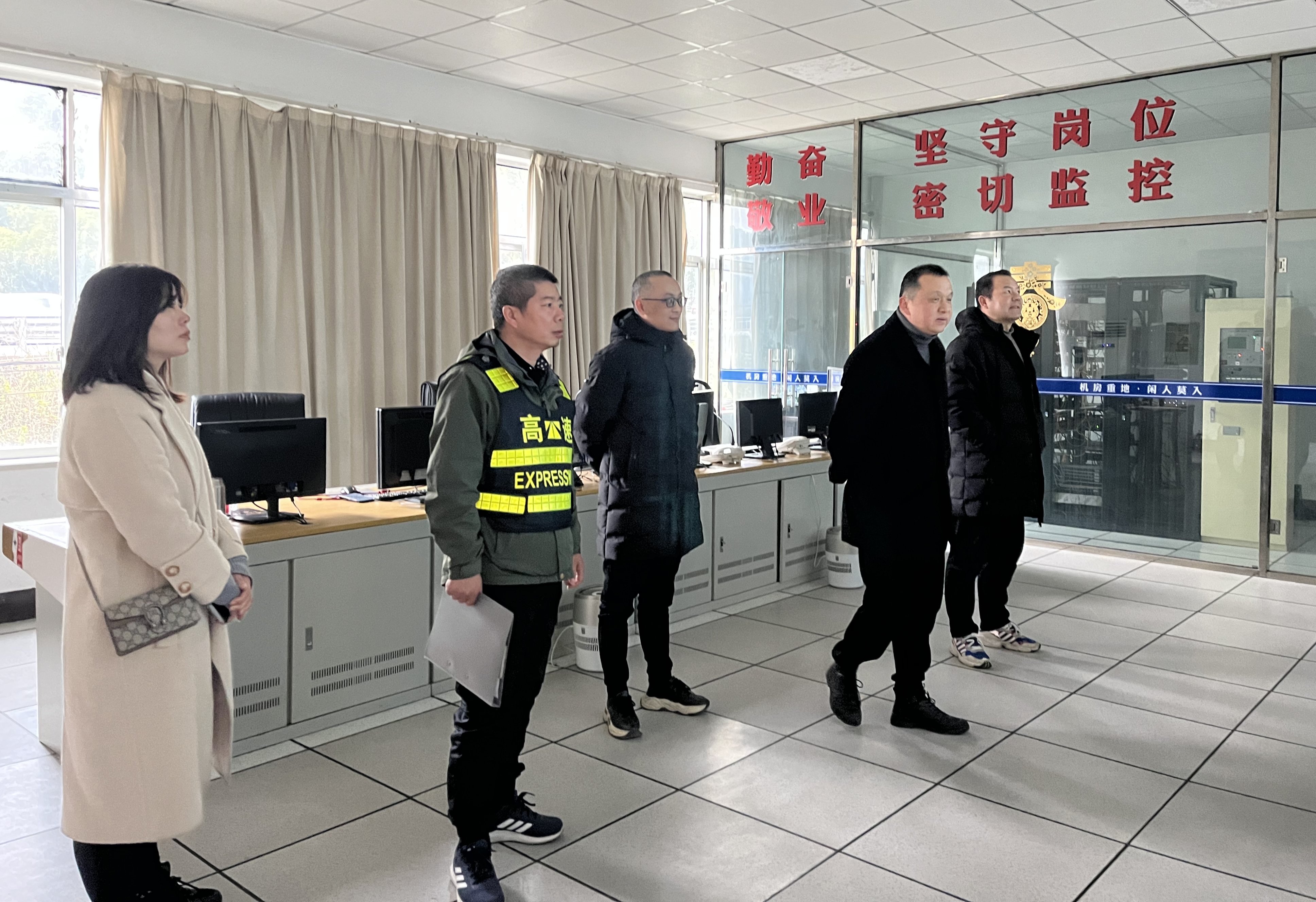 1645067690202443.jpg 1.jpg